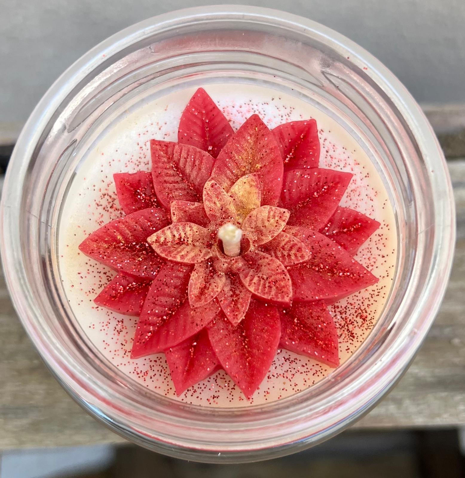 Bougie format M - Parfum délice interdit (dominante poire) - Couleur blanche & rouge