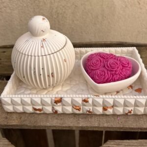 Plateau rectangulaire, bougie et fondant